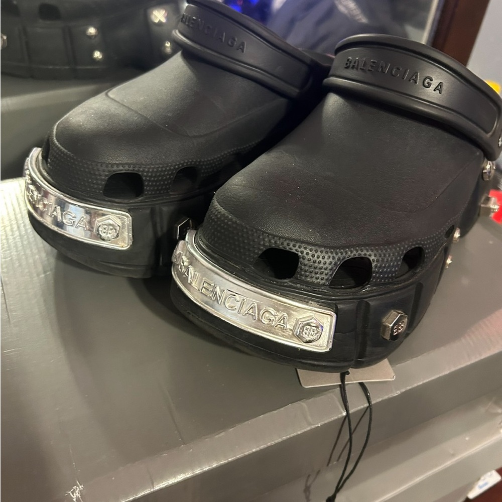 Balenciaga Black and Silver Sandals Modern Elegance